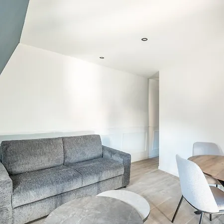 Thonon Centre Studio Mansarde Pour 2