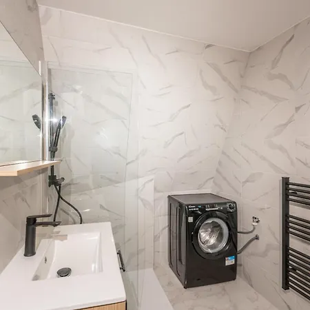 Appartement Thonon Centre Studio Mansarde Pour 2 Thonon-les-Bains