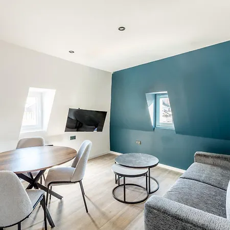 Appartement Thonon Centre Studio Mansarde Pour 2