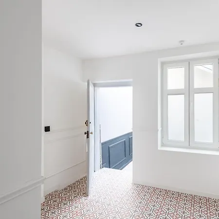 Thonon Centre Studio Mansarde Pour 2 Appartement *